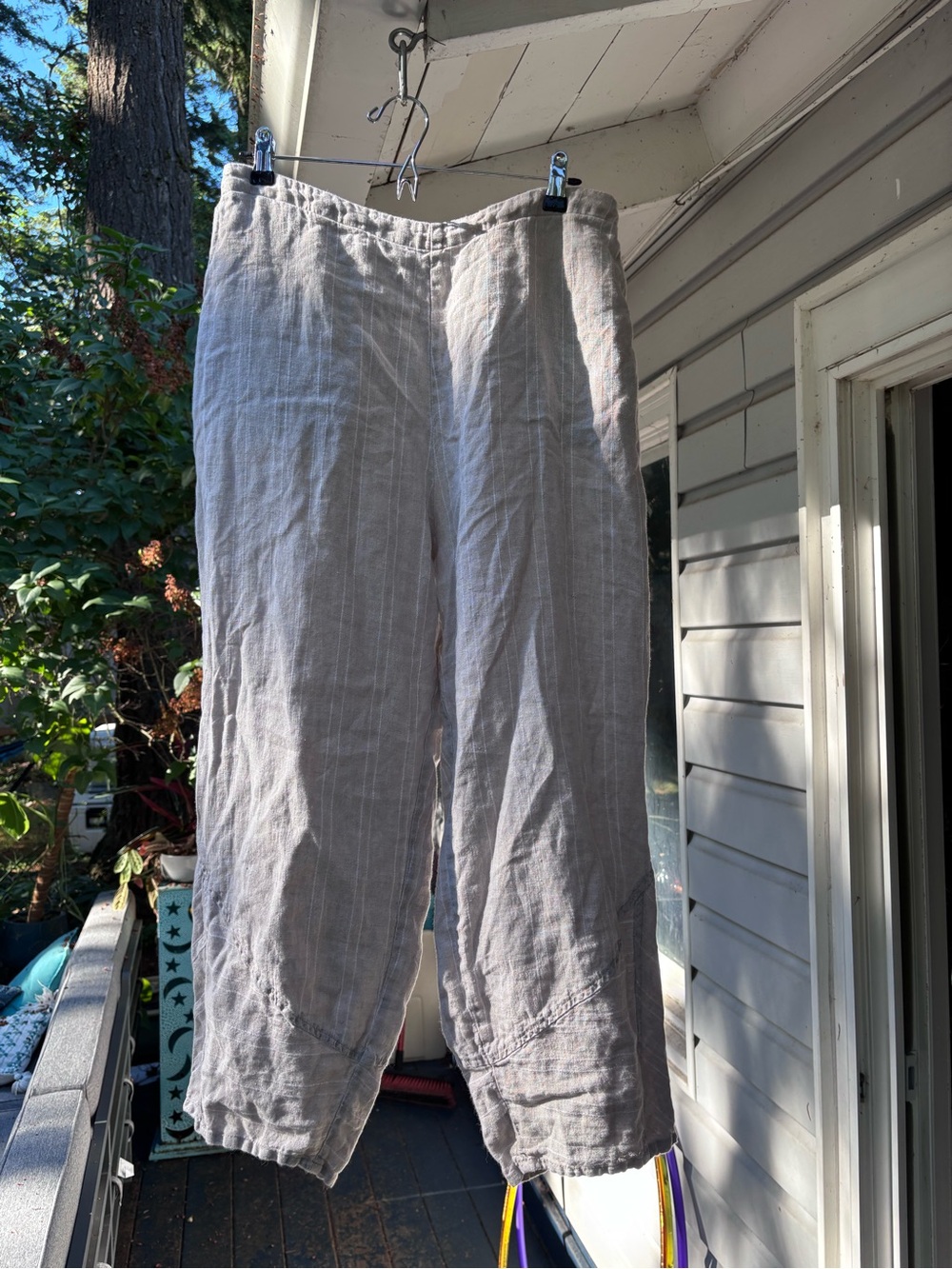 Flax linen pants with tonal stripe